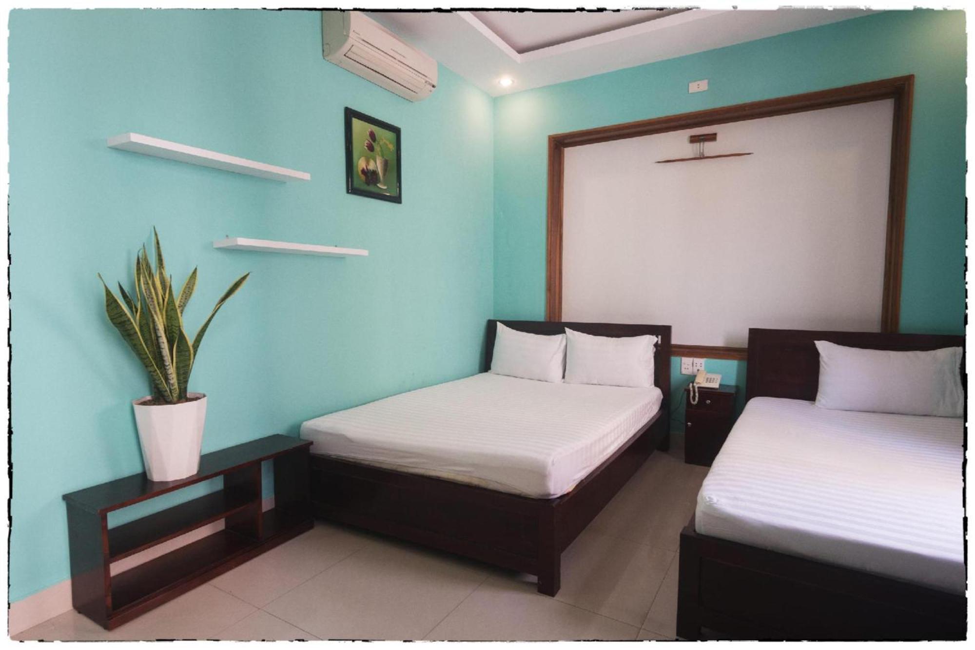 Oyo 1168 Elly's 2 Hotel 2*
